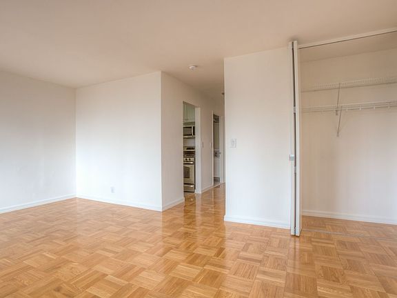 3rd image of 235 W 56th St APT 10C