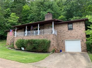 5315 April Cir, Cross Lanes, WV 25313