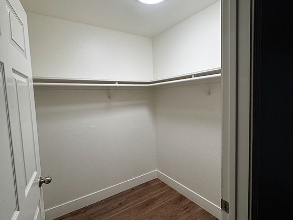 5th image of 4556 Ashcroft Ave APT 43