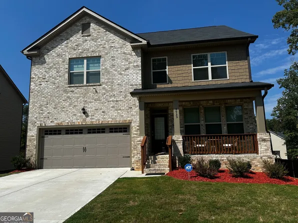 1733 Middle Brook Dr, Conyers, GA 30012