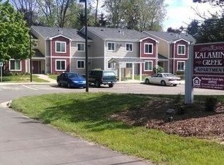 392 W Grand River Rd #B201, Webberville, MI 48892