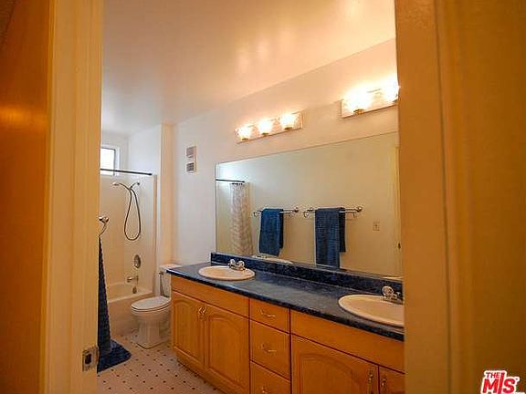 5th image of 14141 Polk St Unit 5