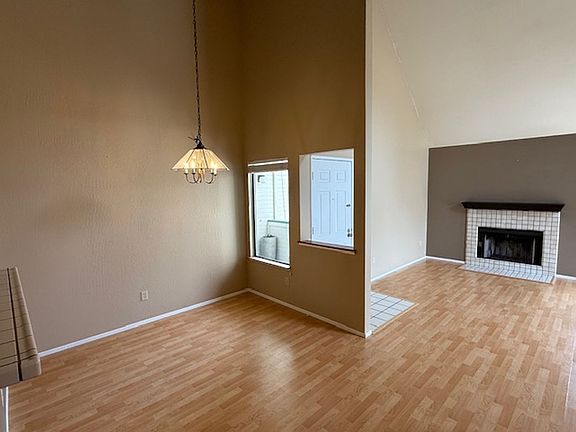 4th image of 3637 West Ct