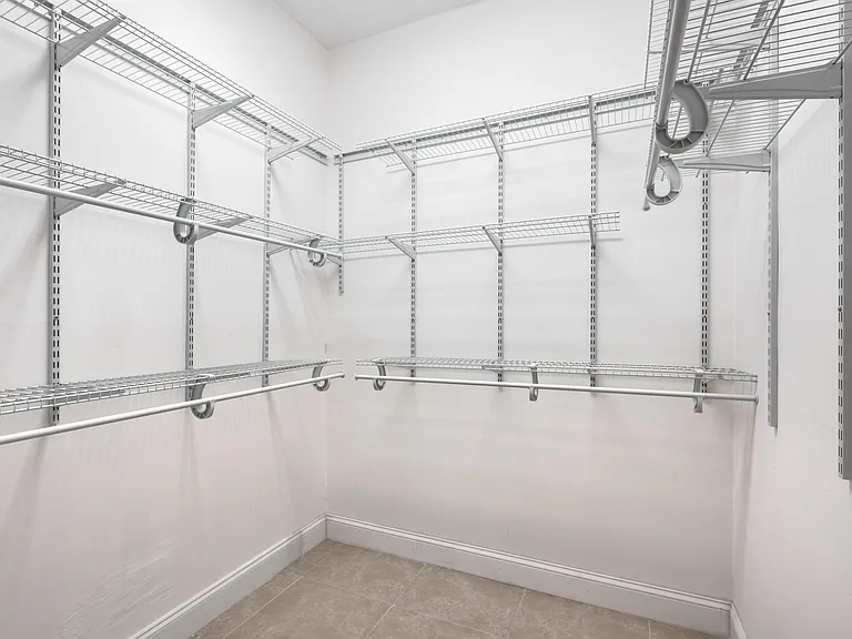 23390 Torre Cir — Photo 30
