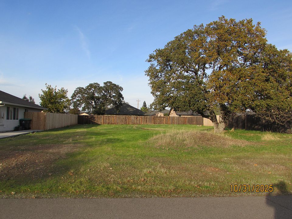 2nd image of 21926 Feather River Pl