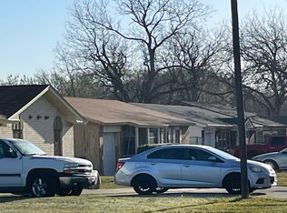 5019 Garden Ln, Fort Worth, TX 76119