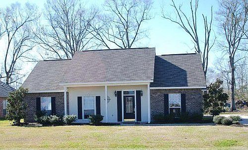 1st image of 15283 Stone Hedge Dr