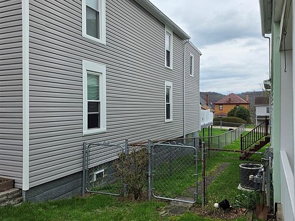 3rd image of 76 Kenric Ave