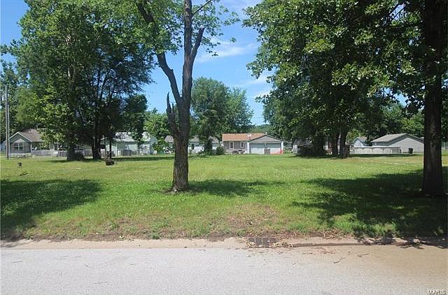1st image of 533 Park Ln