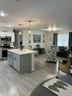 5th image of 901 Roper St