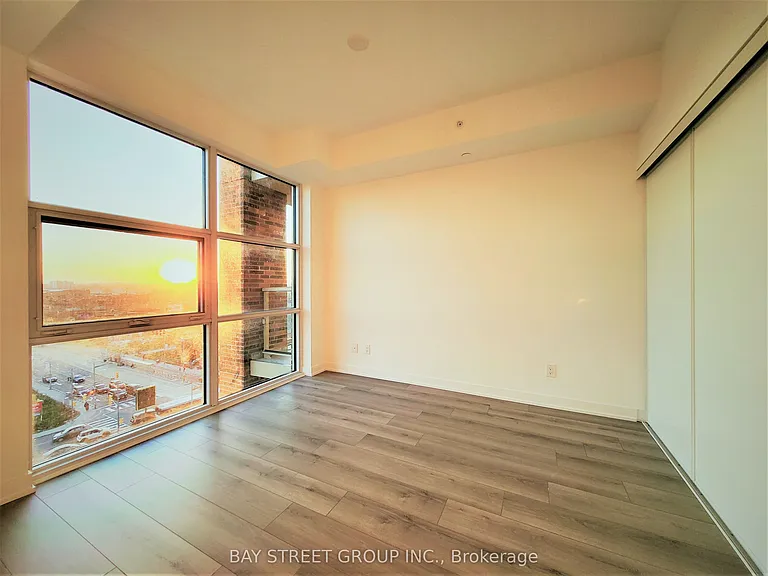 1787 Saint Clair Ave W #807 — Photo 15
