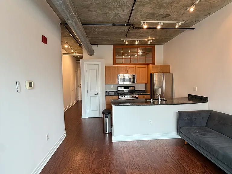 301 Massachusetts Ave NW #402 — Photo 25