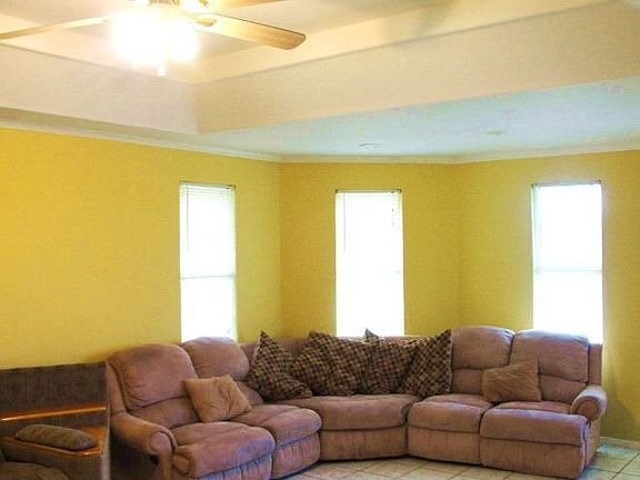 4th image of 5518 Lakota Dr