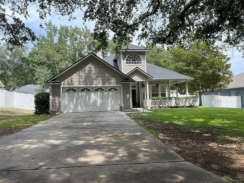1st image of 10442 Carlson Cir