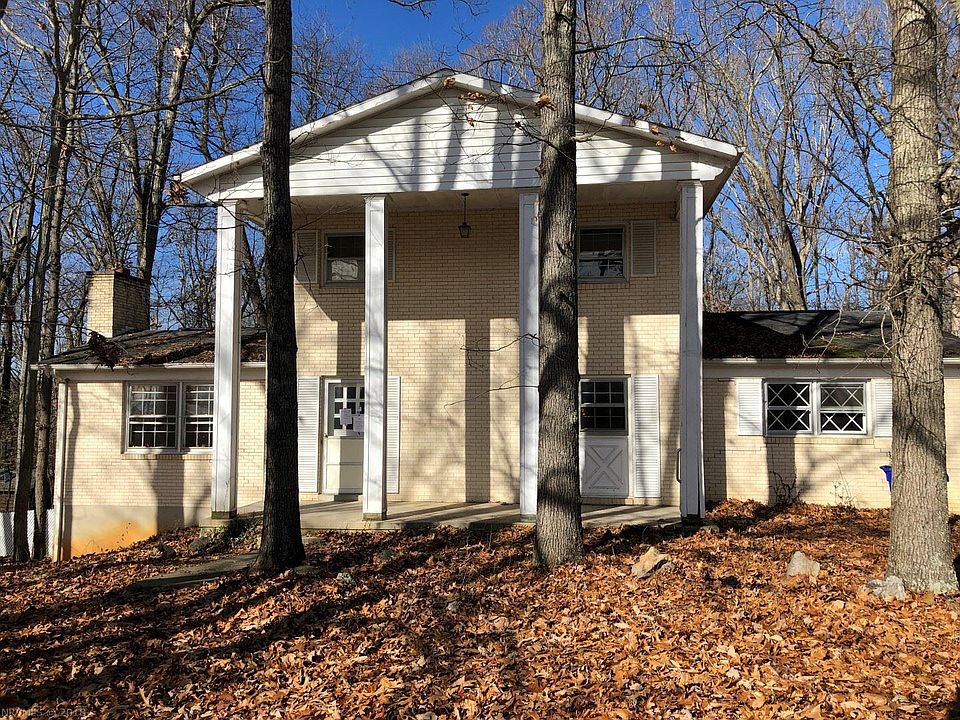 1st image of 214 Givens Ln
