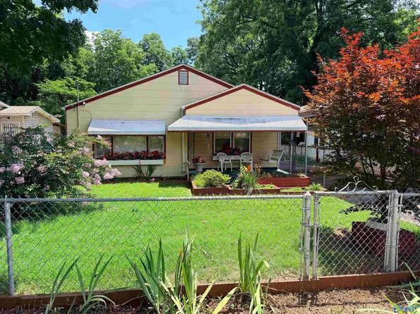 2509 Larry St SW, Huntsville, AL 35805