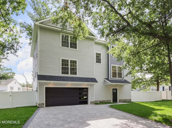 212 Twilight Avenue, Keansburg, NJ 07734