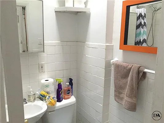 Rented by DSA Realty | media 19