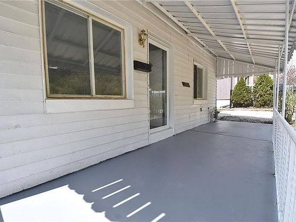 2nd image of 1724 Creedmoor Ave