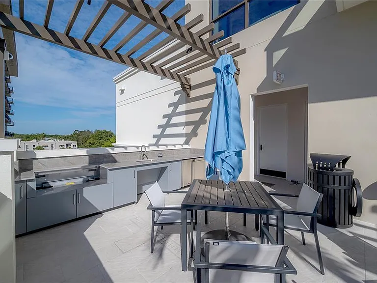 2103 Bayshore Blvd #802 — Photo 45