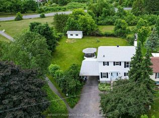 22 Poole Creek Cres, Ottawa, ON K2S 1T6