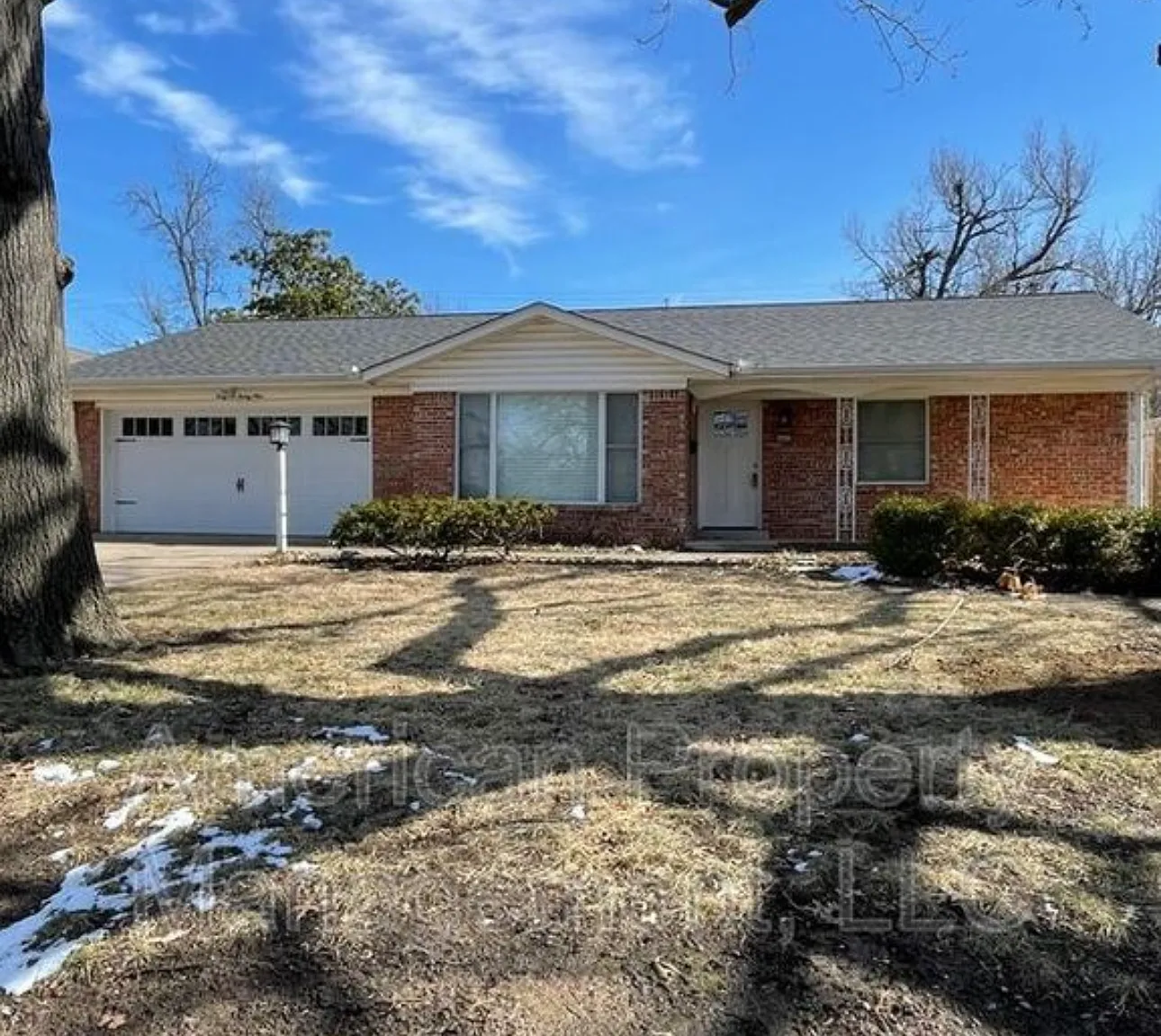 3 bed, 1945 sqft, $2,150 — Photo 1
