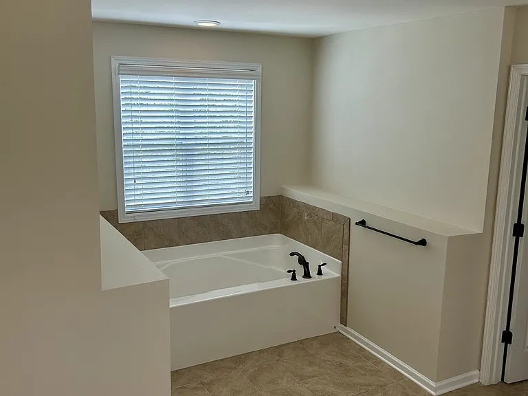 14005 Wyncrest Dr — Photo 13