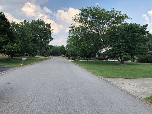 4th image of 9268 Dawn Dr