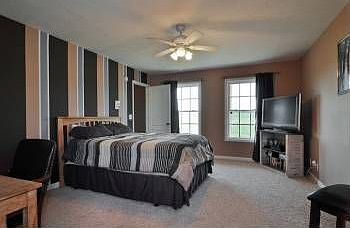 3rd image of 4513 Old Clarksville Pike