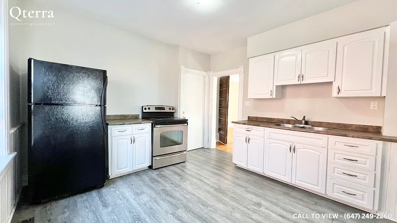 1 bed, 1000 sqft, $1,795 — Photo 2