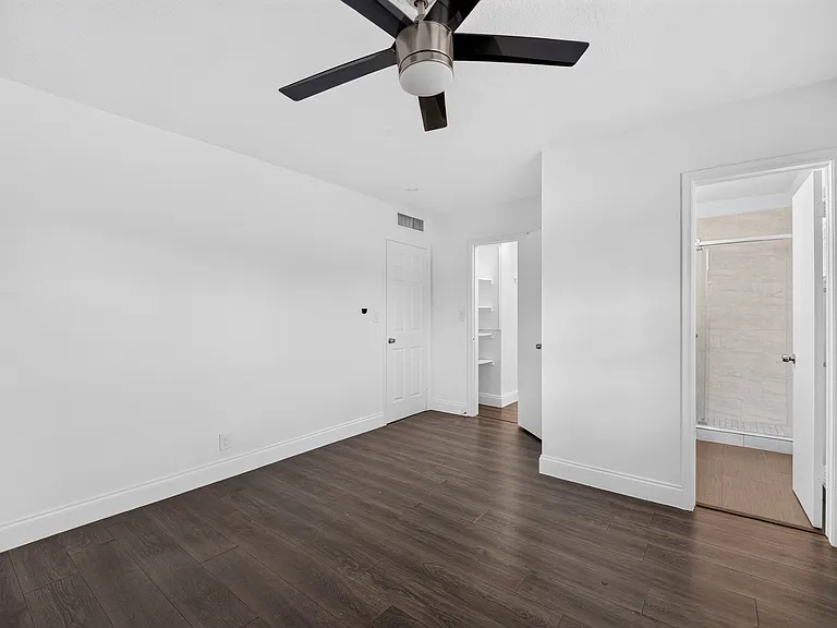 732 SE 15th St #1 — Photo 29