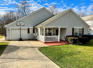 1820 Lansdowne Blvd, Youngstown, OH 44505