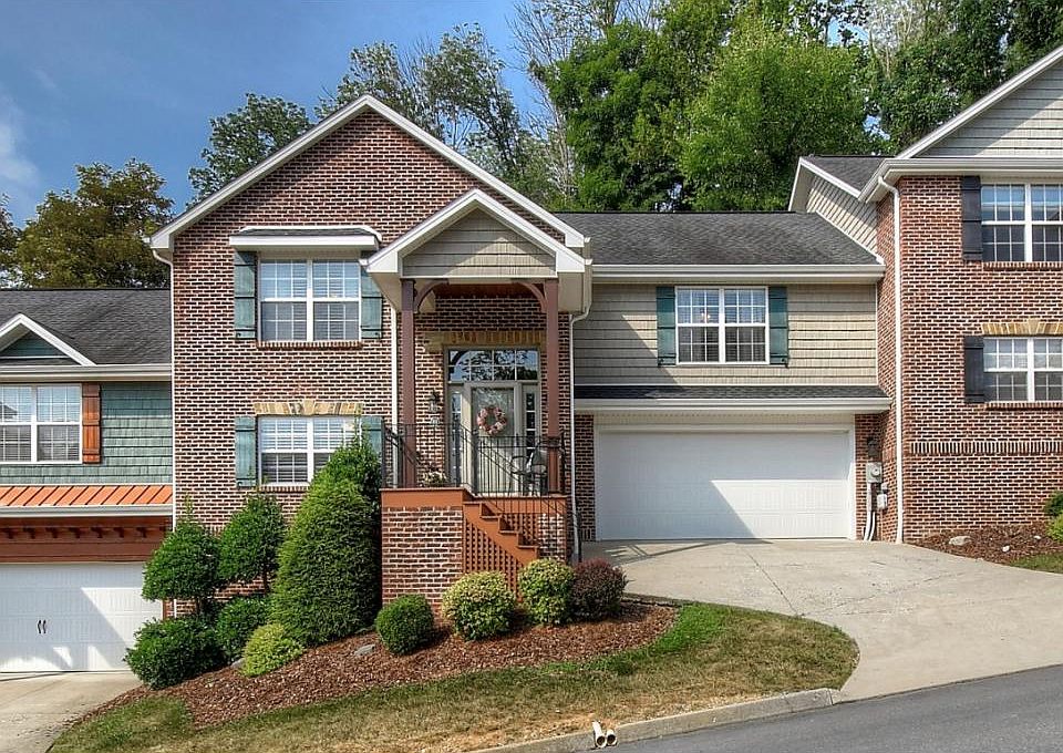 1st image of 101 Bridgewater Ct #0