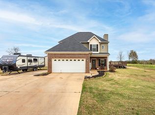 61 Sterling Rd, Eastaboga, AL 36260