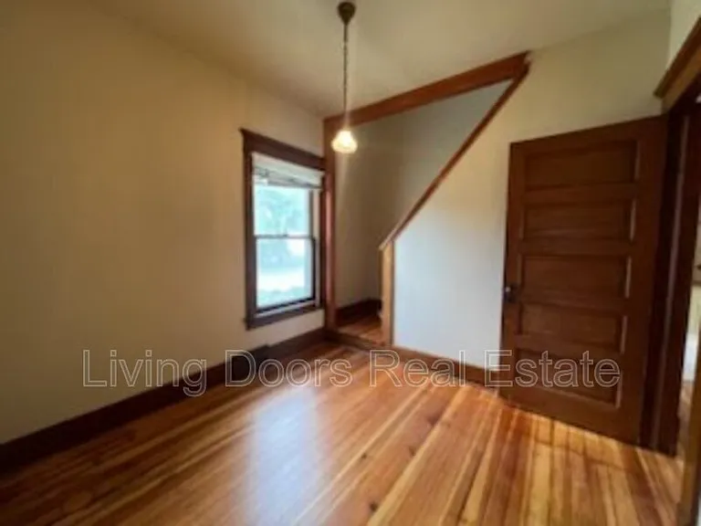602 C St — Photo 9