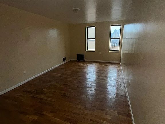 3rd image of 48 Sickles St APT 5M