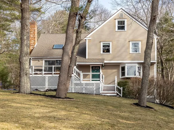 41 Grove St, Marshfield, MA 02050