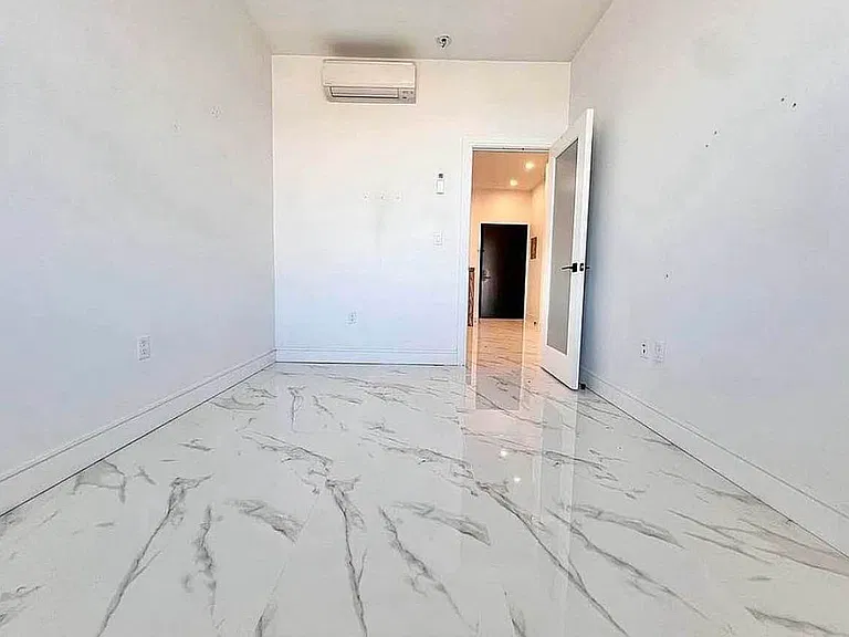 1537 Dean St #3L — Photo 13