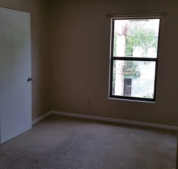 2934 Plaza Terrace Dr — Photo 5