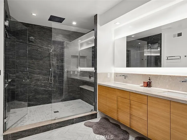 3 Bridgeport Rd — Photo 24