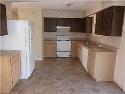 3rd image of 426 Belinda Pkwy