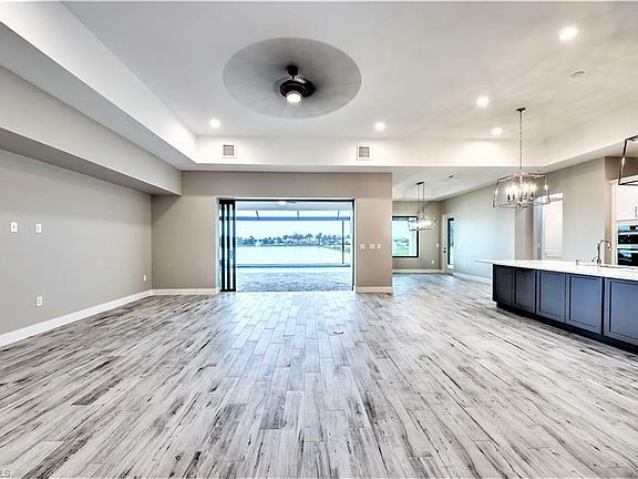 4th image of 2405 Kismet Lakes Ln