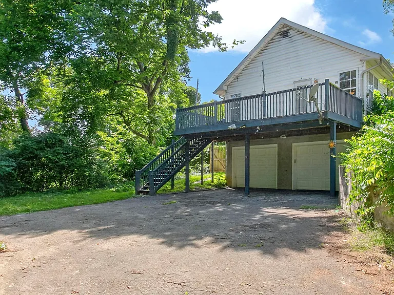 3008 Lakeshore Dr — Photo 46