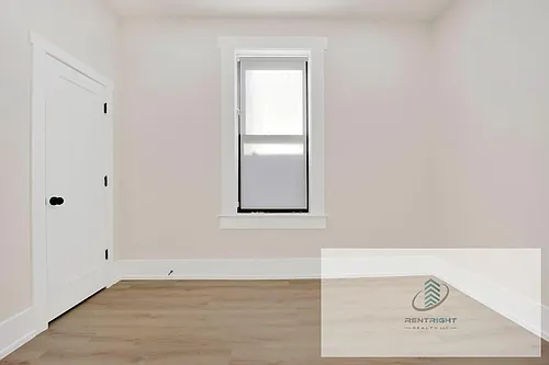 944 N Damen Ave #2 Photo 1