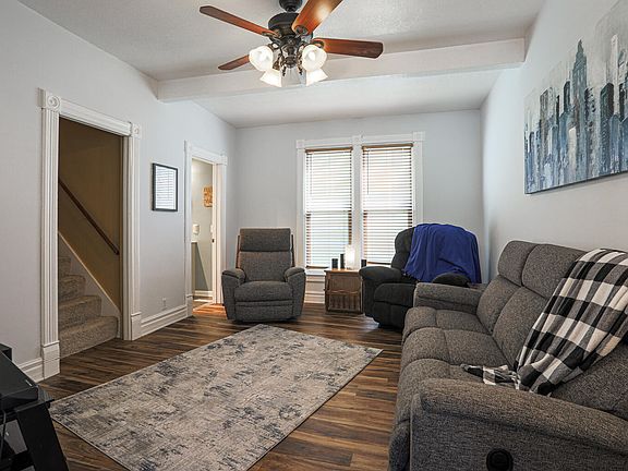 5th image of 702 Perrin Ave
