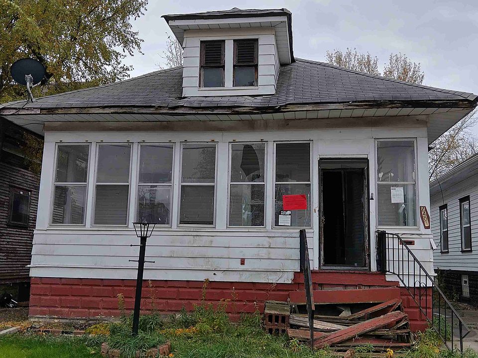 7401 Elmhurst