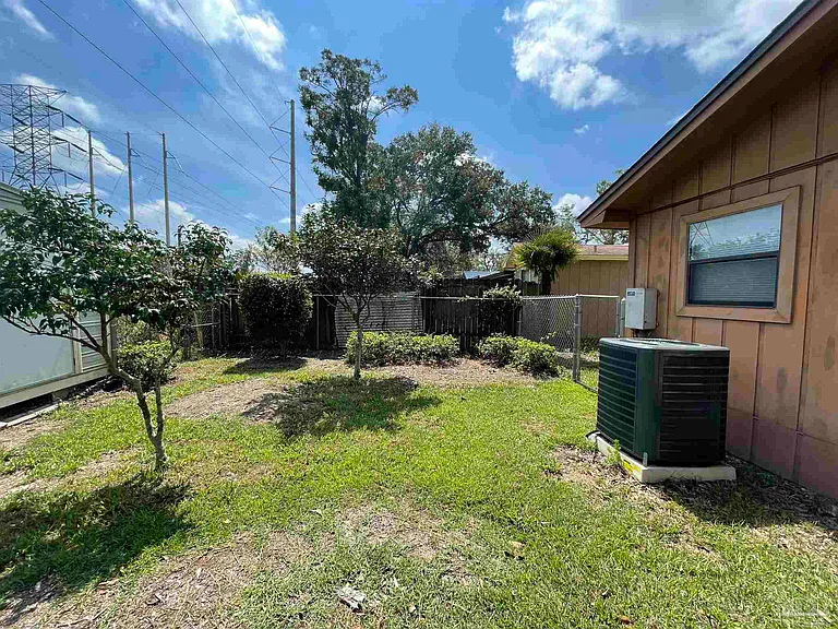 7812 Deborah Dr — Photo 19