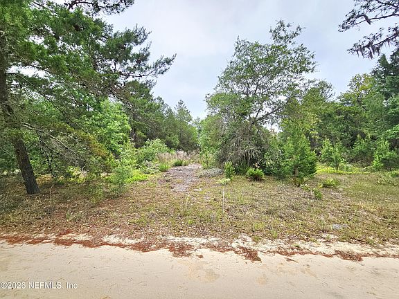 2nd image of 302 RAINBOW Drive