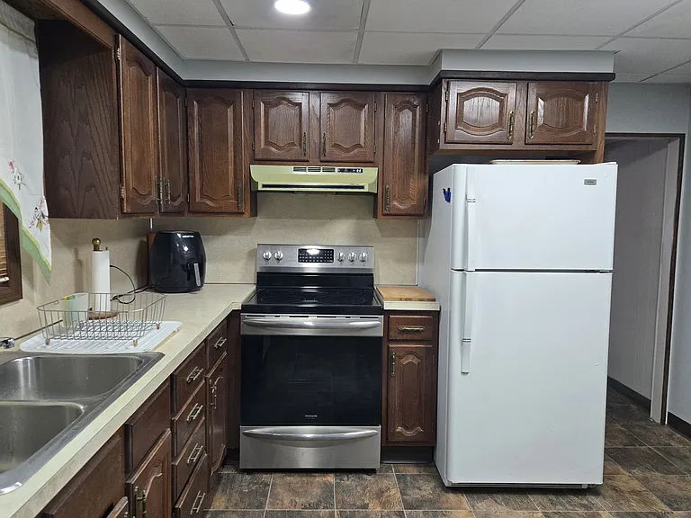 248 W Hazard St — Photo 8