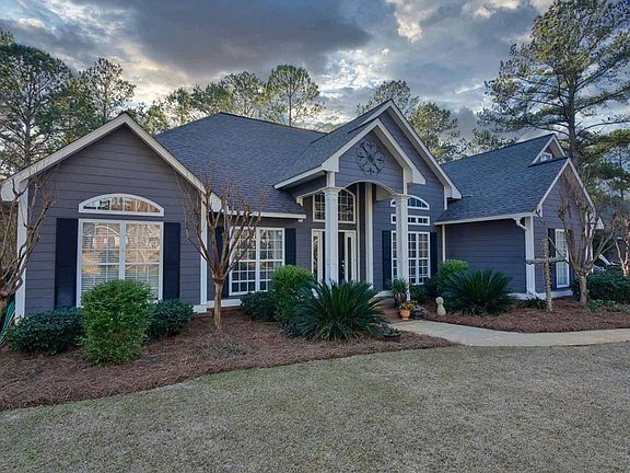 3rd image of 141 Hearthstone Dr